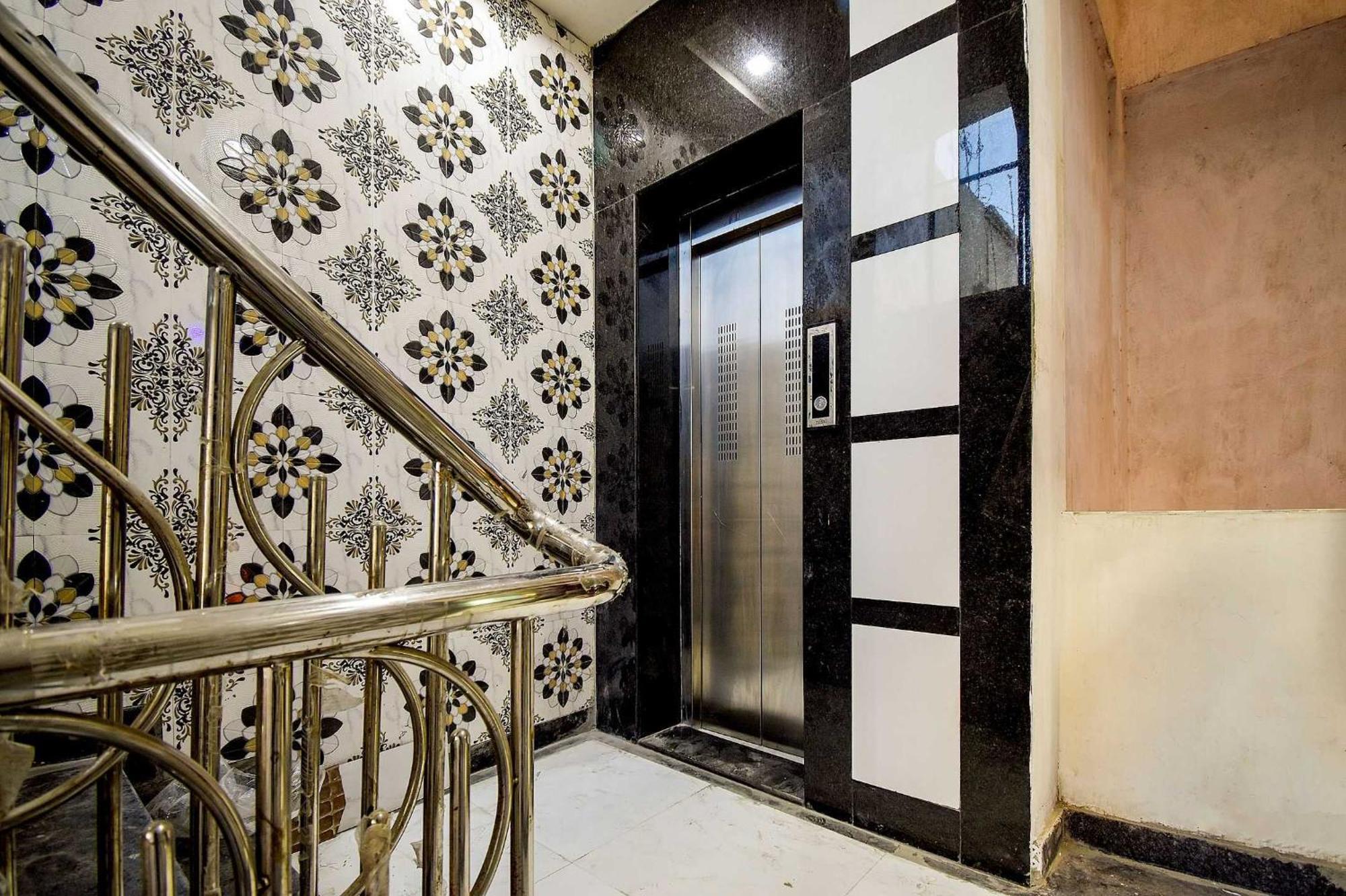Oyo Flagship Mariyam Service Apartments Nagpur Zewnętrze zdjęcie